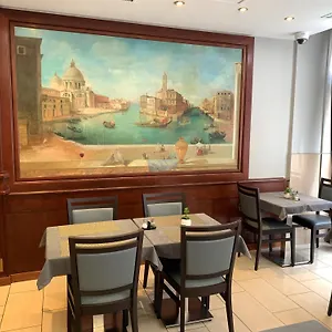 3* Отель Admiral